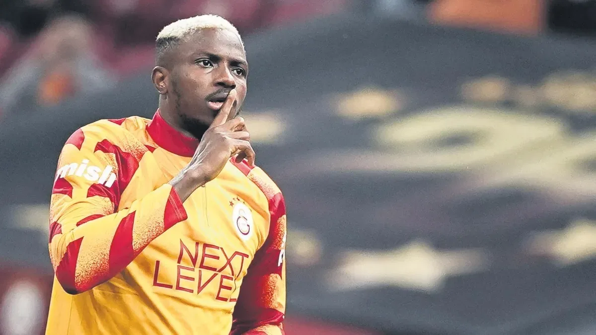 Victor Osimhen Barcelona’ya üstünlük kurar