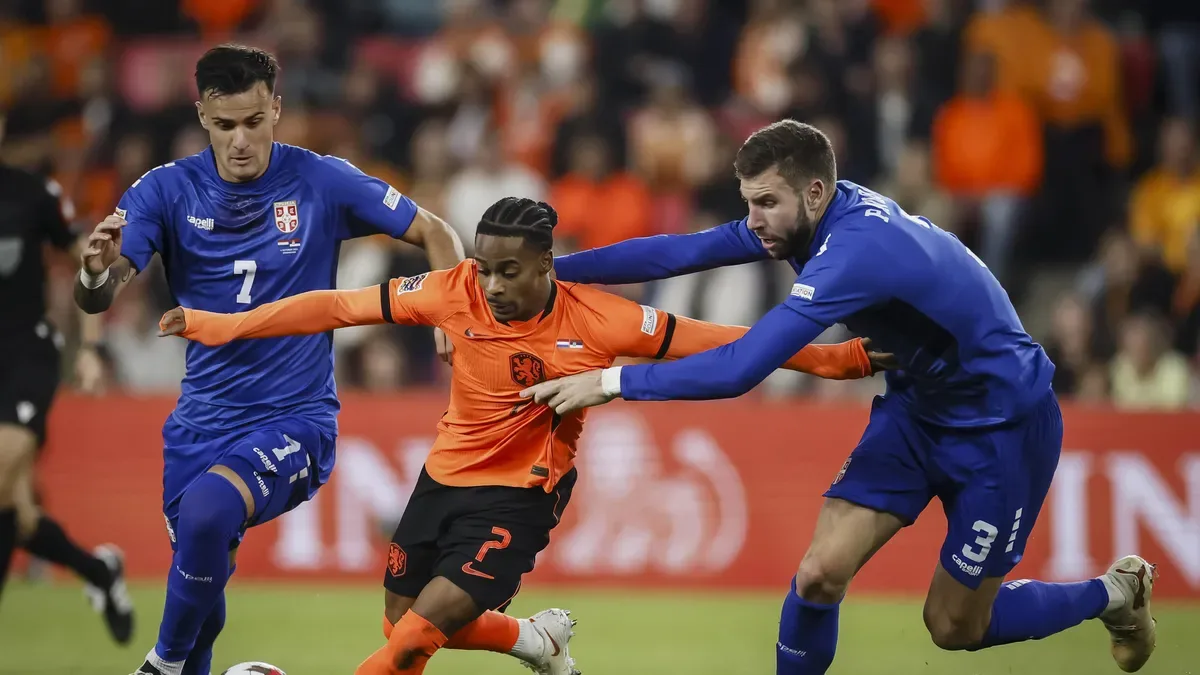 Hollanda sahasında Sırbistan'ı yendi!
