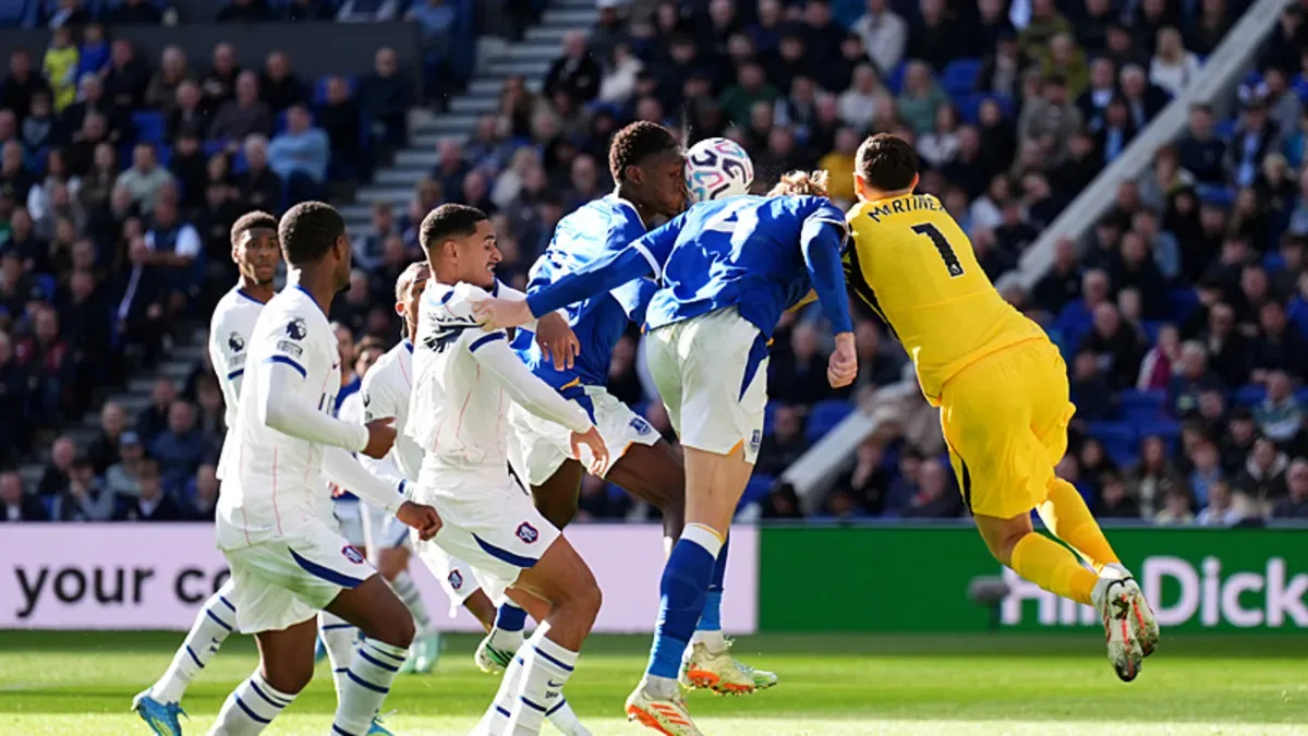 Chelsea, Pedro Neto ile güldü!