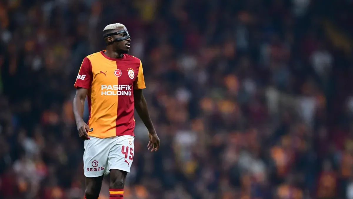Victor Osimhen'den büyük özveri!