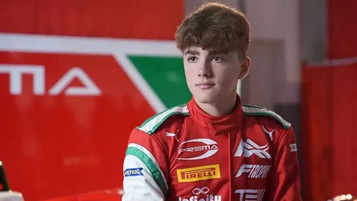 16 yaşında Ferrari tarihindeki ilk Türk pilot oldu