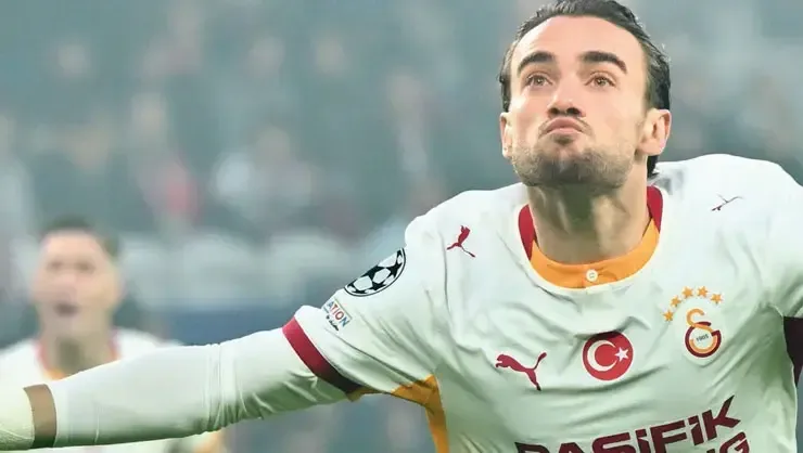 Fransa’da aslan kükredi