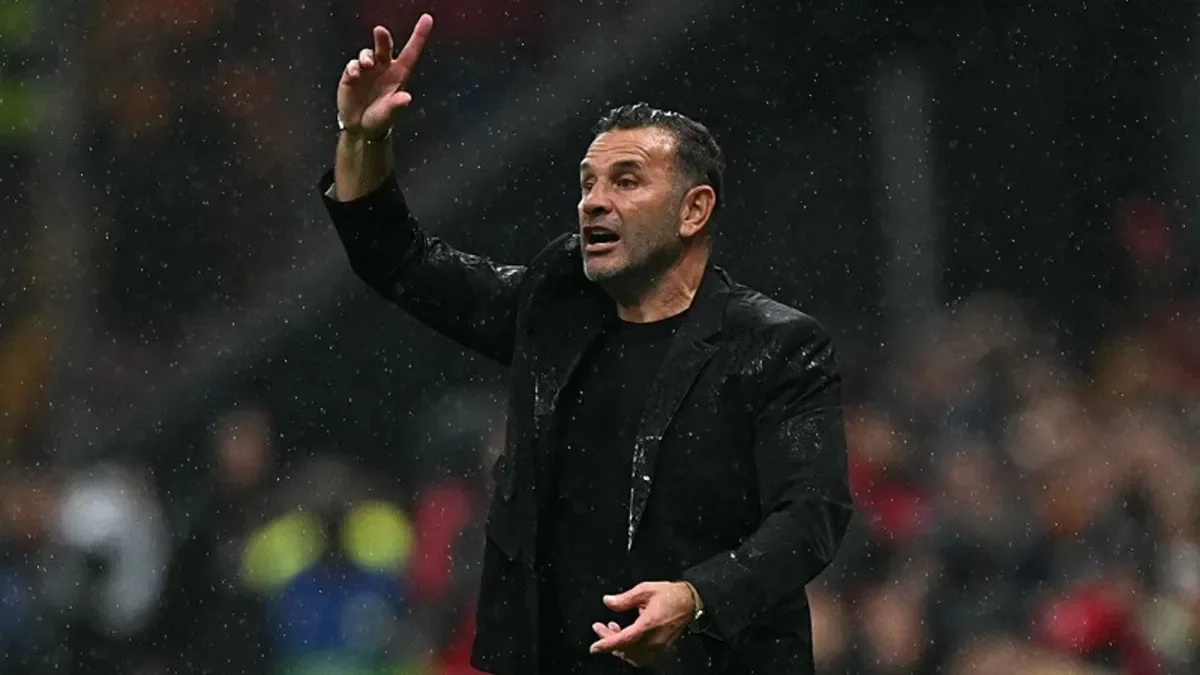 Okan Buruk'tan Barcelona maçı sonrası açıklamalarda bulundu! "Maç bir anda değişti"