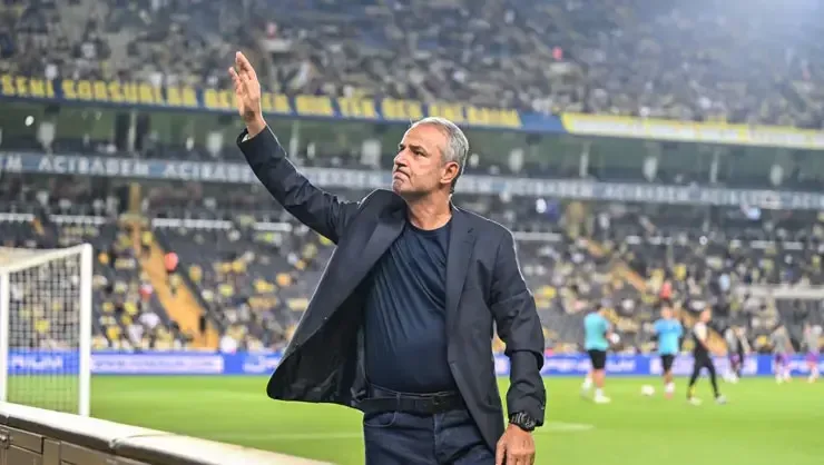 Fenerbahçe'de kader haftası! İsmail Kartal için kritik derbi: Yerine gelecek aday belirlendi