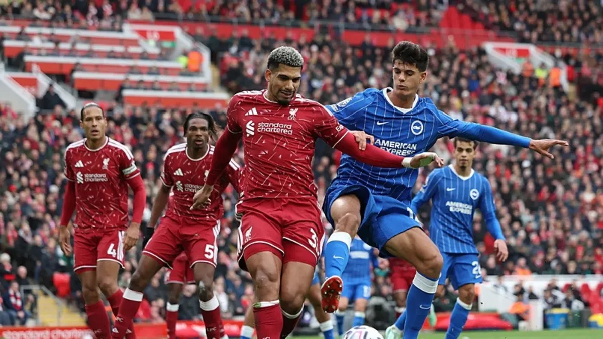 Liverpool evinde kazandı! Ferdi Kadıoğlu maça devam edemedi