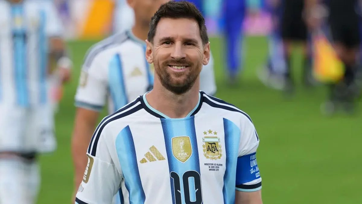 Lionel Messi çiçek oldu