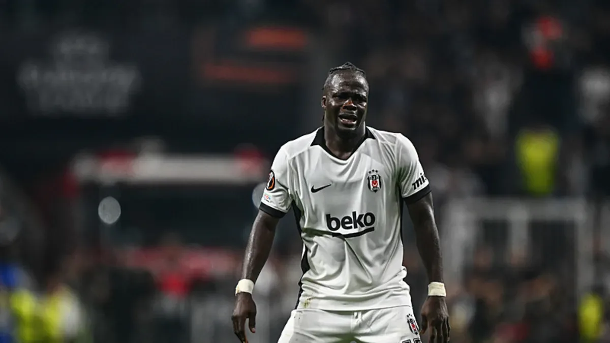 Junior Olaitan İstanbul'a geldi