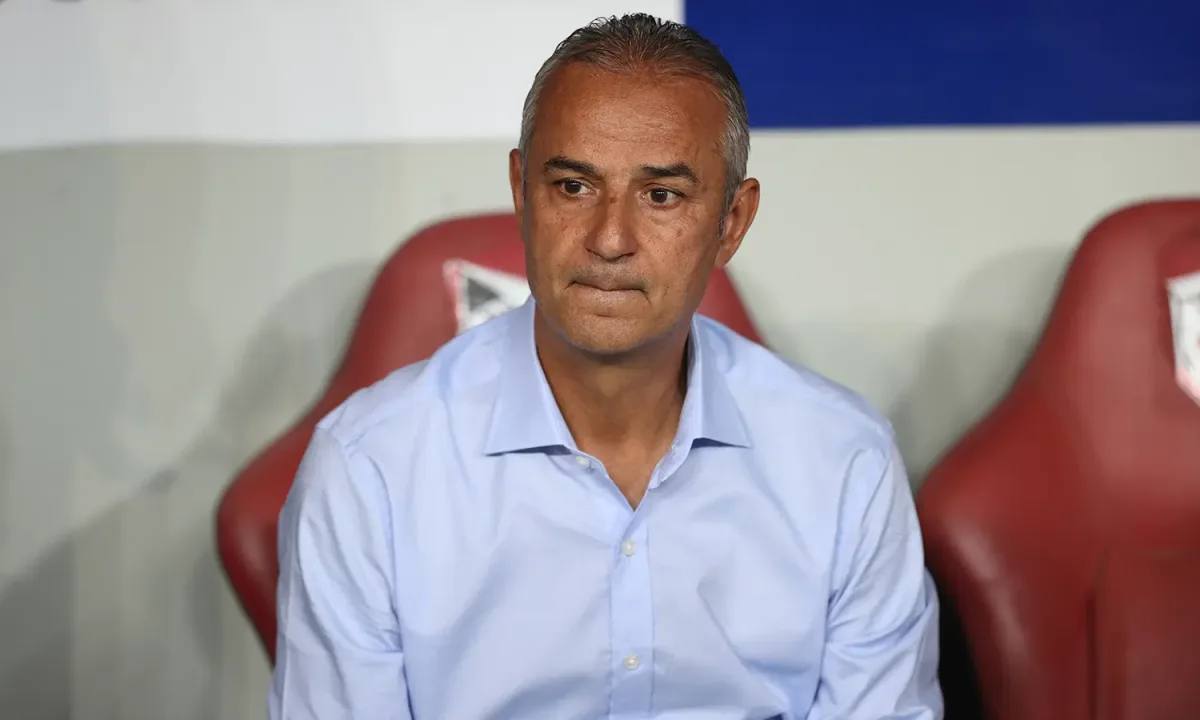 İsmail Kartal'dan Aston Villa maçı öncesi dikkat çeken karar: "Bizim için iyi olduğunu düşünüyoruz"
