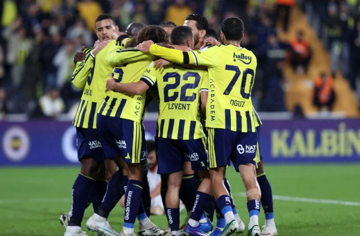 Devler Ligi'nde Tamam mı devam mı? ! Fenerbahçe'nin Slavia Prag öncesi dikkat etmesi gerekenler