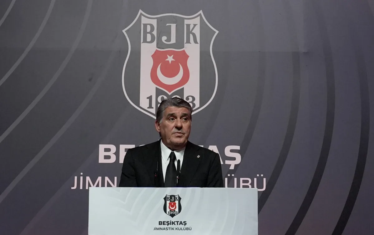 Serdal Adalı'nın 'Ocakta imza attıracağız' dediği yıldız futbolcunun kulübünden flaş açıklama